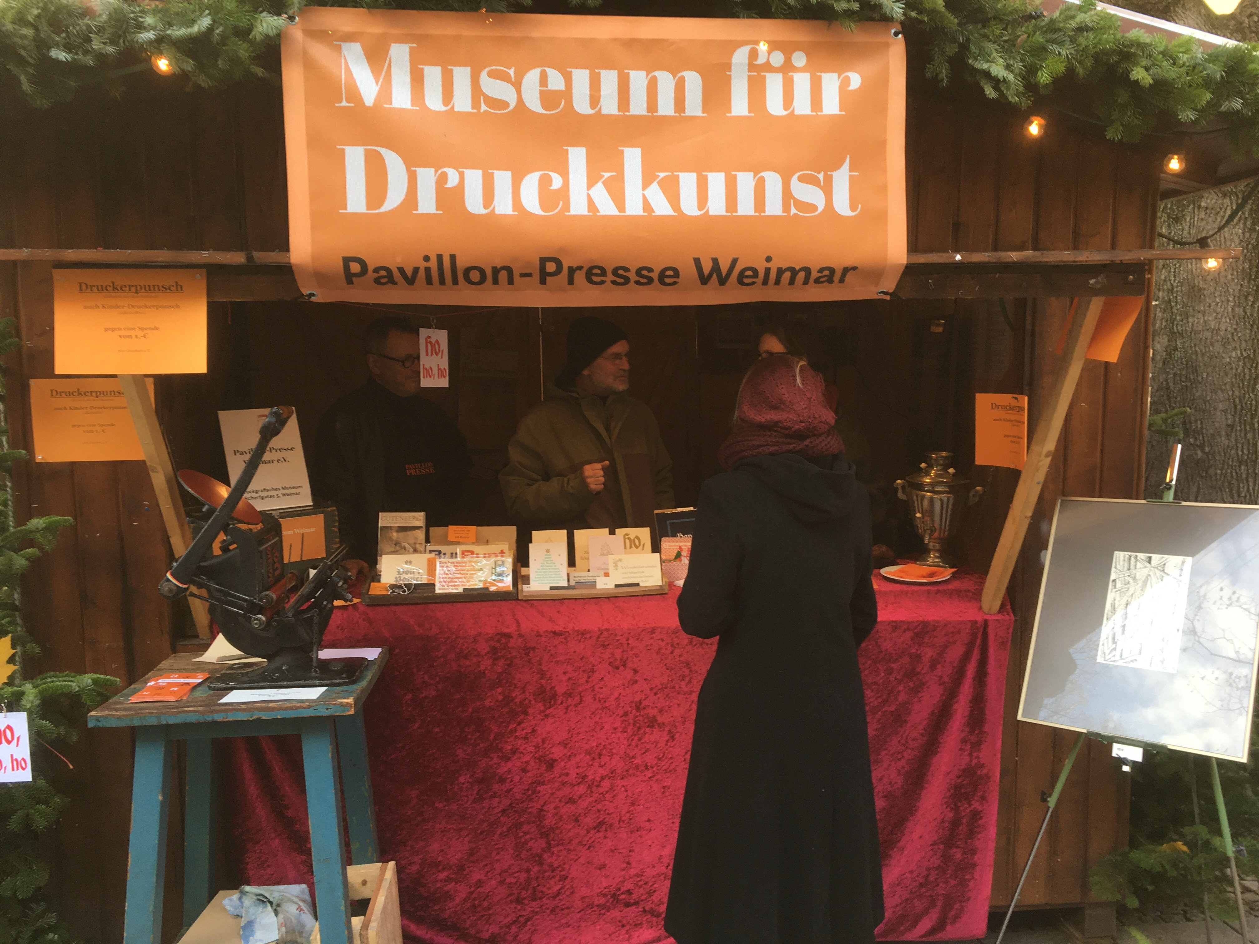 Pavillon-Presse in der Vereinshütte